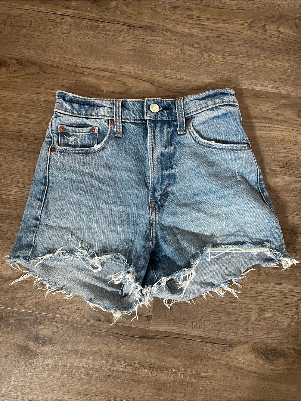 A&F 90s cut off high rise denim shorts